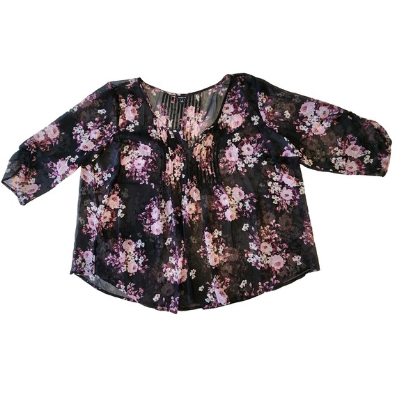 TORRID Sheer Pintuck Blouse Women 3 Shirt Black Pink Floral Chiffon 3X 22-24 Top - Picture 3 of 16